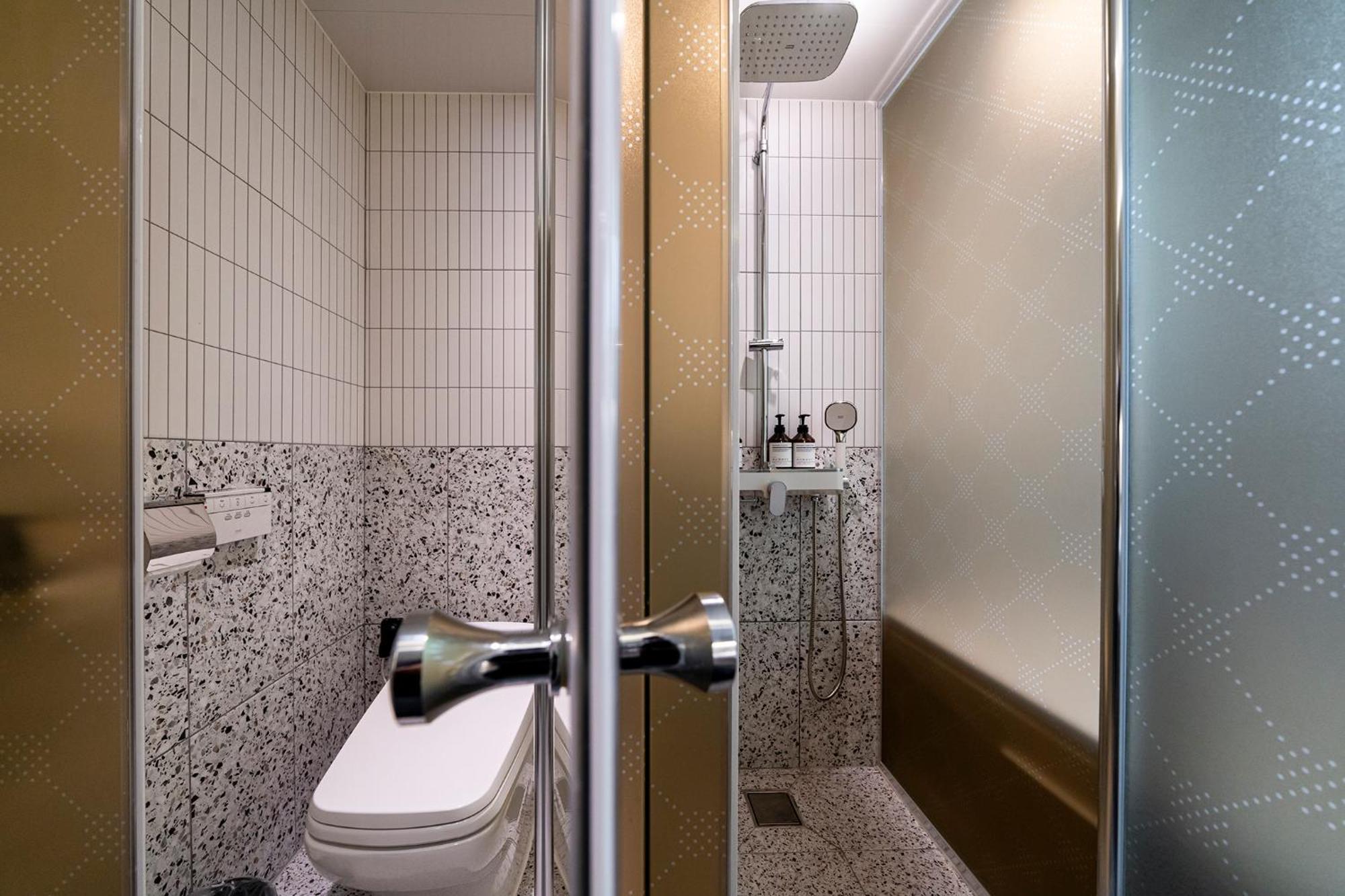 Urban Brown Hotel Chungju City Hall Экстерьер фото