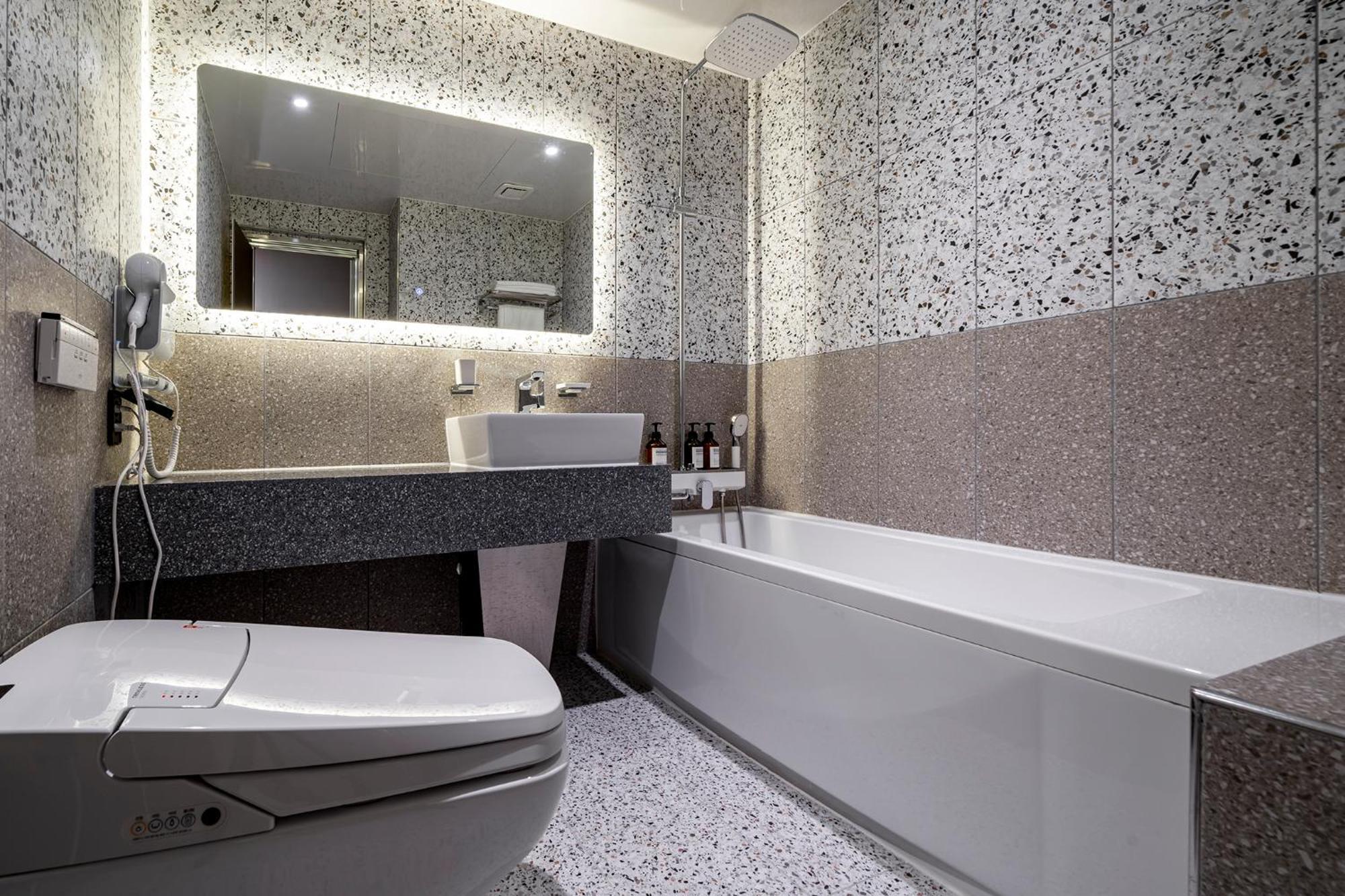 Urban Brown Hotel Chungju City Hall Экстерьер фото