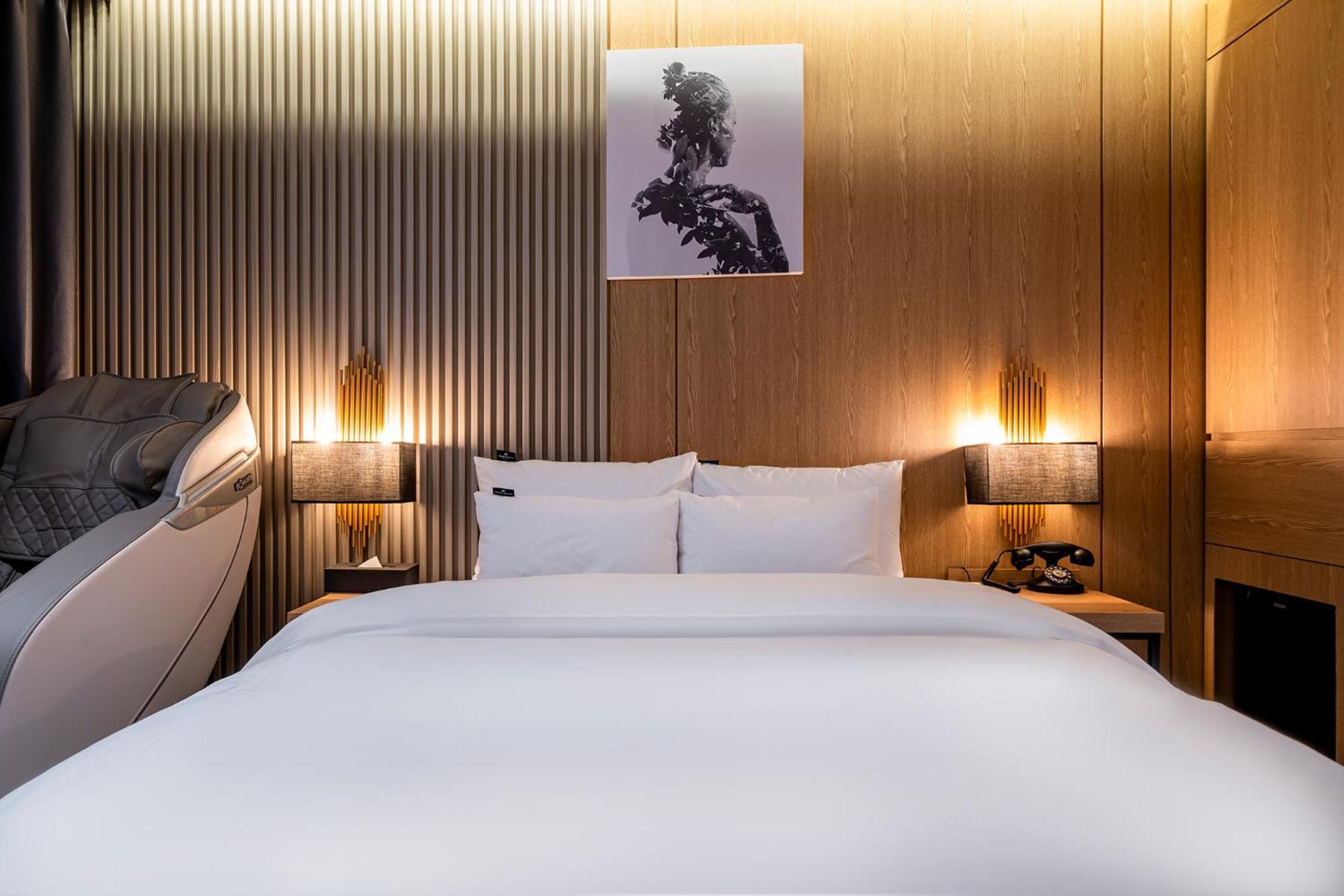 Urban Brown Hotel Chungju City Hall Экстерьер фото